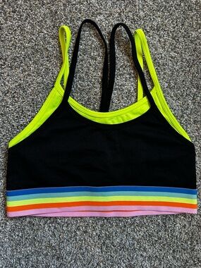 Fabletics Poppy Seamless Sports Bra special edition - pride or rave